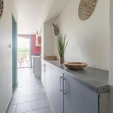 L'isula - Appt Pour 5 Climatisé Avec Piscine LʼÎle-Rousse