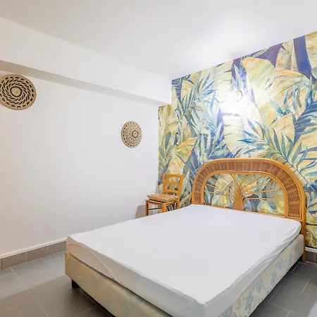 L'isula - Appt Pour 5 Climatisé Avec Piscine LʼÎle-Rousse