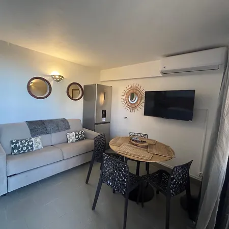 L'isula - Appt Pour 5 Climatise Avec Piscine * L'Ile-Rousse (Corsica)